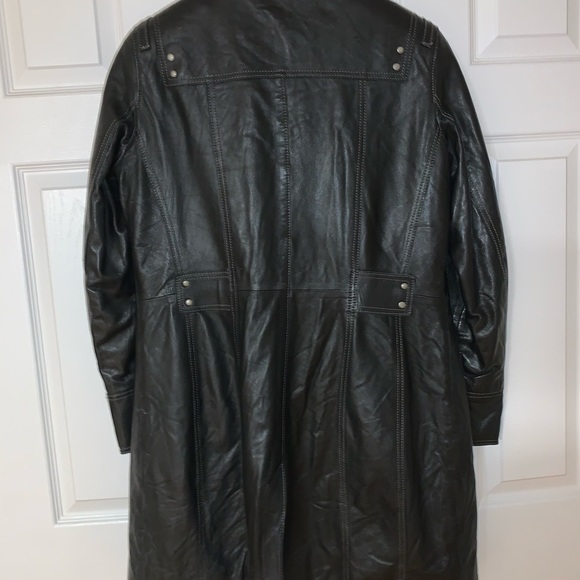 Leather jacket - Picture 5 of 6